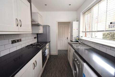 2 bedroom flat for sale, Collingwood Street, South Shields