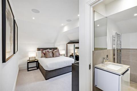 2 bedroom penthouse to rent, Palace Wharf Apartments, Rainville Road, London, W6