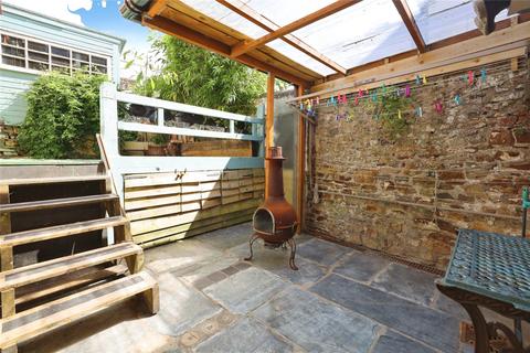 4 bedroom end of terrace house for sale, Meddon Street, Bideford, Devon