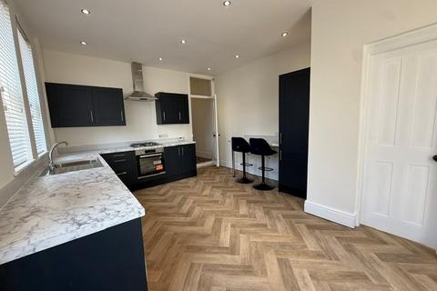 3 bedroom house to rent, Carlton Road, Derby, DE23