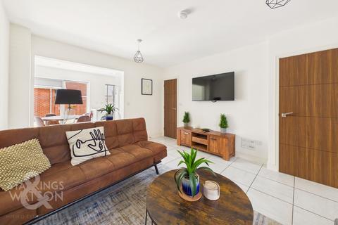 2 bedroom terraced house for sale, Goodson Road, Sprowston, Norwich
