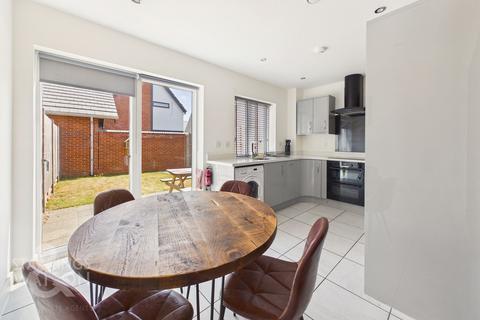 2 bedroom terraced house for sale, Goodson Road, Sprowston, Norwich