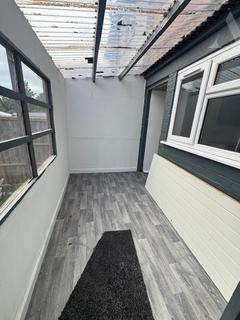 3 bedroom semi-detached house for sale, Moat House Road, Ward End, Birmingham, West Midlands