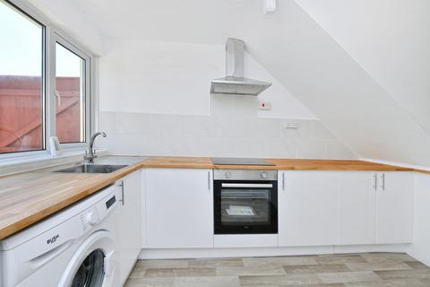 2 bedroom end of terrace house for sale, Tees Close, Plymouth