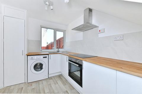 2 bedroom end of terrace house for sale, Tees Close, Plymouth