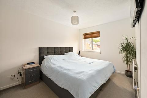 3 bedroom detached house for sale, Larch Way, Hampshire GU14