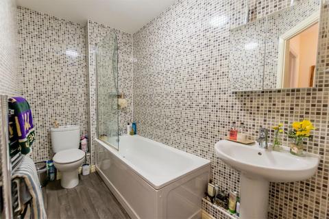 2 bedroom apartment to rent, Principal Rise, Dringhouses, YORK