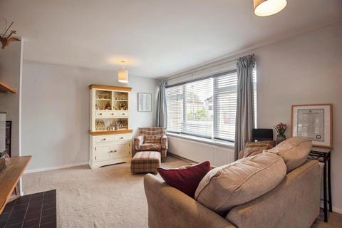 3 bedroom semi-detached house for sale, Riverside Gardens, Biggleswade, Bedfordshire, SG18