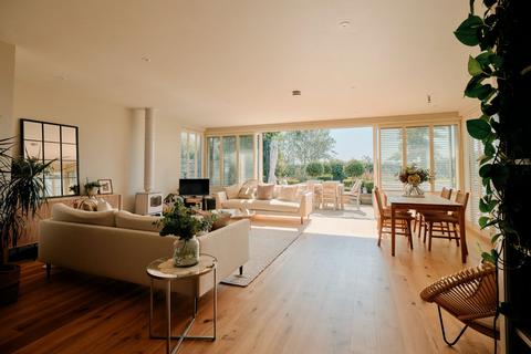 3 bedroom cottage for sale, La Rue De La Mare Des Pres, St. John JE3