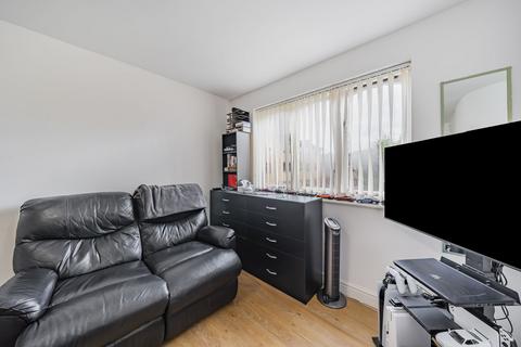 1 bedroom flat to rent, Glenville Grove, London, SE8