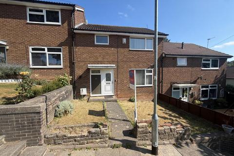 3 bedroom townhouse to rent, Whincover Gardens, Leeds