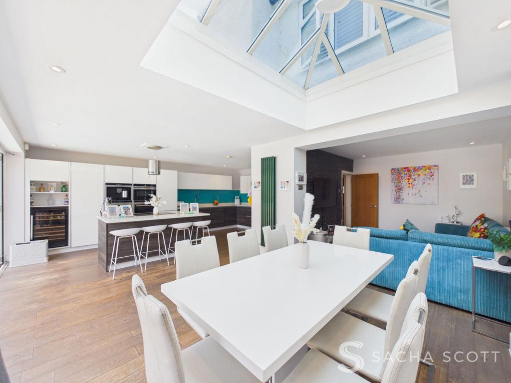 Kitchen / Breakfast / Diner