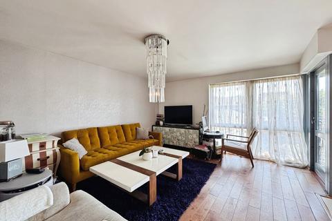 Martlesham Walk, London, NW9