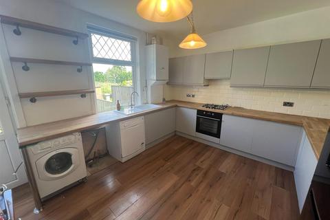 3 bedroom terraced house to rent, Urban Terrace, Grange Moor, Wakefield