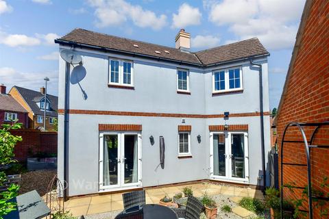 3 bedroom detached house for sale, Hadleigh Street, Ashford TN25
