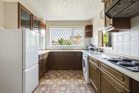 3 bedroom semi-detached house for sale, Elm Close, Bishop's Stortford CM22