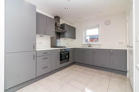 2 bedroom semi-detached house to rent, Bourdon Street, Greater Manchester M40