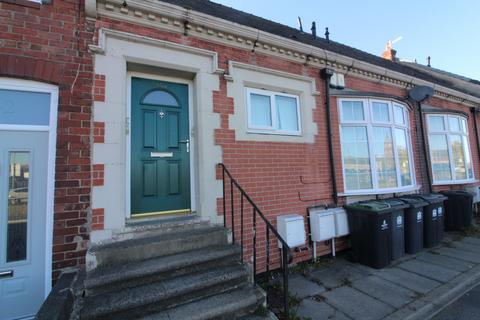 2 bed flat/apartment for rent in Clifton Road, Darlington