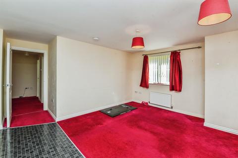 2 bedroom ground floor flat for sale, Anzio Road, Devizes