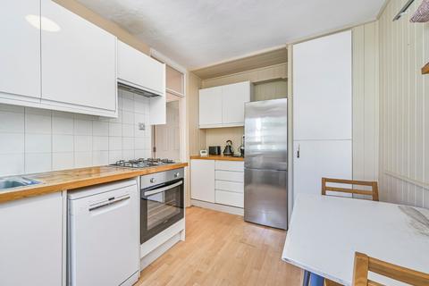 2 bedroom flat for sale, Trinity Gardens, London, SW9