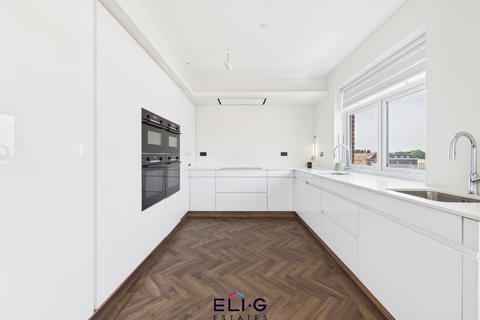 2 bedroom flat for sale, Melvin Hall, Golders Green Road, NW11