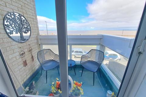 2 bedroom apartment for sale, South Esplanade, Burnham-on-Sea, Somerset, TA8
