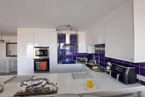 2 bedroom apartment for sale, South Esplanade, Burnham-on-Sea, Somerset, TA8