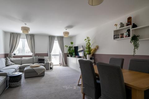 3 bedroom semi-detached house for sale, Marjoram Avenue, Cranleigh, GU6
