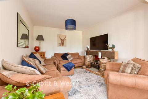 Orchard Close, Fetcham KT22
