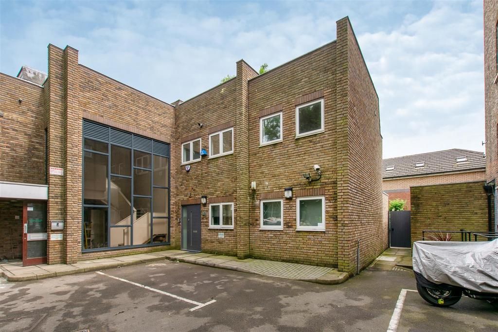 Apartment in Anerley - View 2