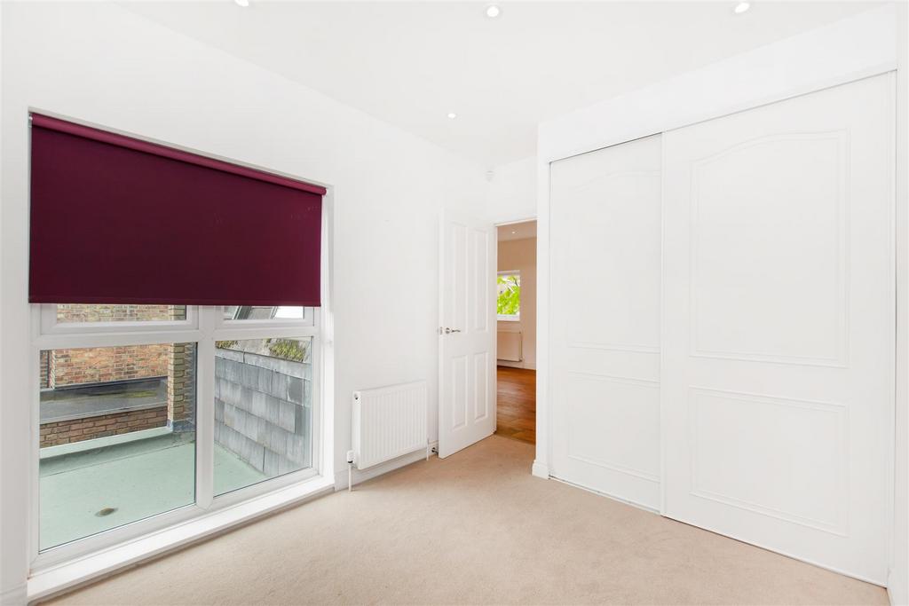 Apartment in Anerley - View 3