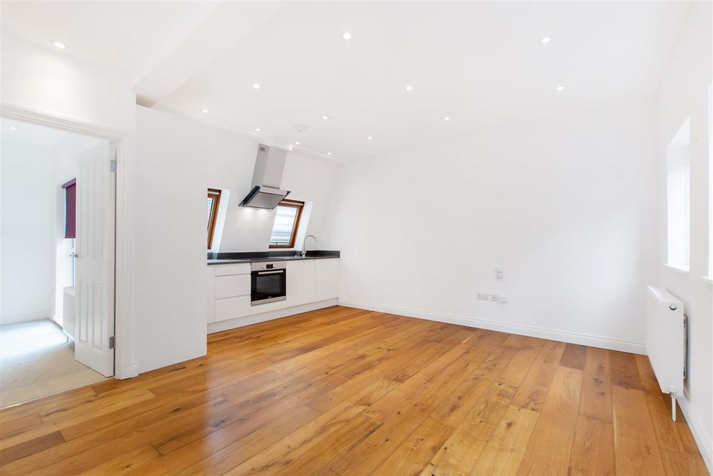 Apartment in Anerley - More