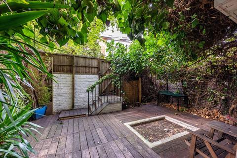 3 bedroom maisonette to rent, Finborough Road, Chelsea, London, SW10