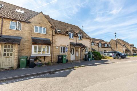 2 bedroom terraced house to rent, The Old Common, Chalford