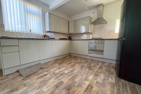 2 bedroom semi-detached house for sale, Lorraine Road, Leicester