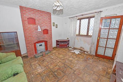 2 bedroom end of terrace house for sale, North Avenue, BEDWORTH
