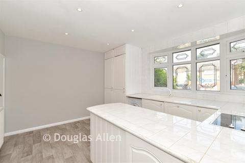 3 bedroom terraced house for sale, Field Close, London E4