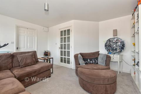 2 bedroom flat for sale, Riverbank Way, Ashford TN24
