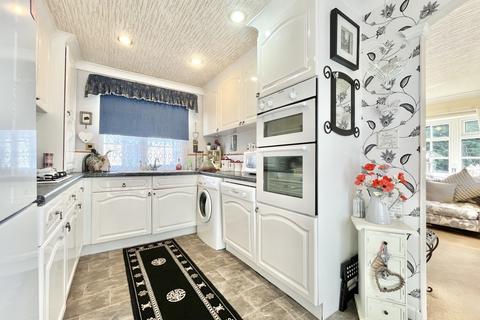 2 bedroom park home for sale, Sunnybank, Lapley