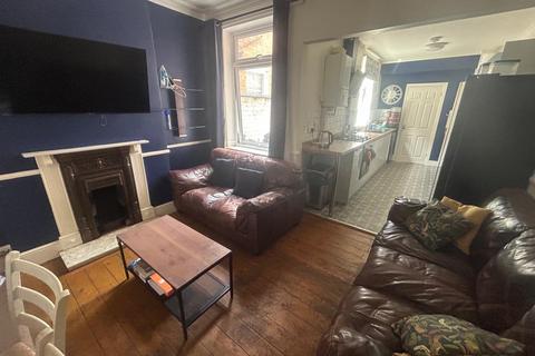 1 bedroom in a house share to rent, Harrow Road, Leicester LE3