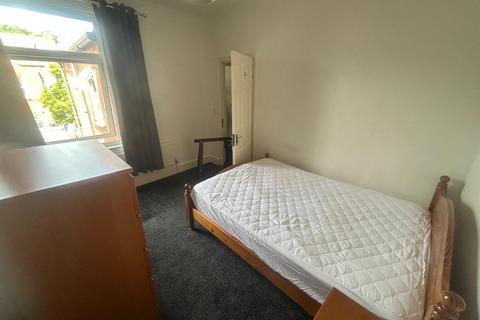 1 bedroom in a house share to rent, Harrow Road, Leicester LE3