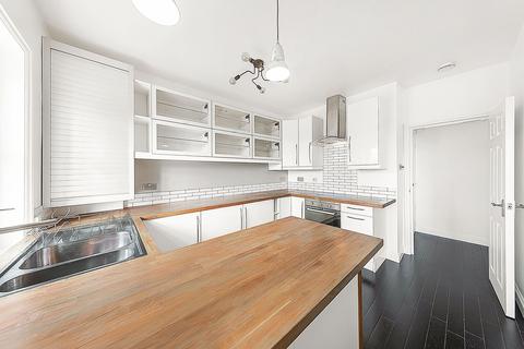 1 bedroom flat to rent, Musard road, Barons Court, London, W6