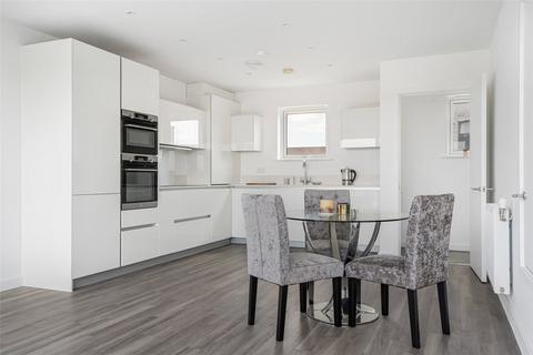 3 bedroom apartment for sale, Henty Close, Trumpington, Cambridge, CB2