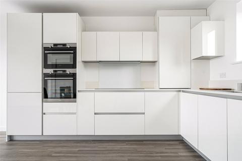 3 bedroom apartment for sale, Henty Close, Trumpington, Cambridge, CB2