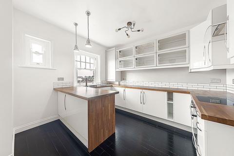 1 bedroom flat to rent, Musard road, Barons Court, London, W6