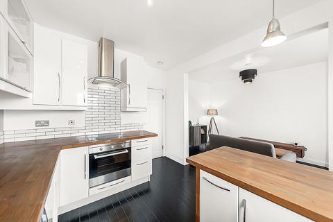 1 bedroom flat to rent, Musard road, Barons Court, London, W6