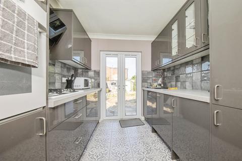 3 bedroom detached house for sale, Windermere Road, Holland-on-Sea, CLACTON-ON-SEA