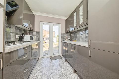 3 bedroom detached house for sale, Windermere Road, Holland-on-Sea, CLACTON-ON-SEA