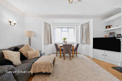2 bedroom ground floor flat for sale, Orchard Court, Worcester Park
