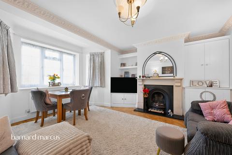 2 bedroom ground floor flat for sale, Orchard Court, Worcester Park